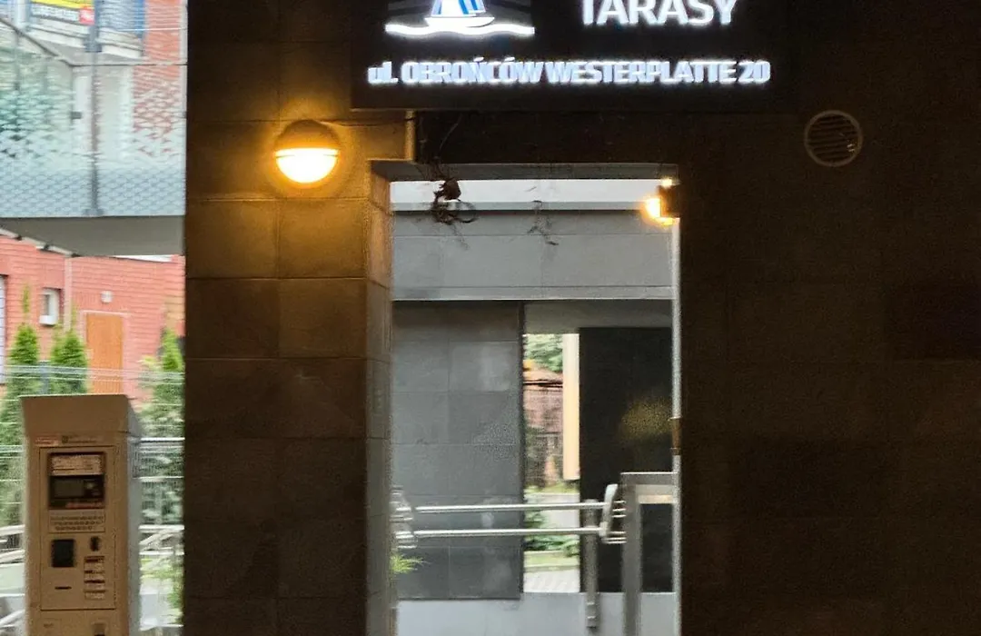 Nadmorskie Tarasy Apartament SORRENTO z garażem,basen, sauna,jacuzzi-1